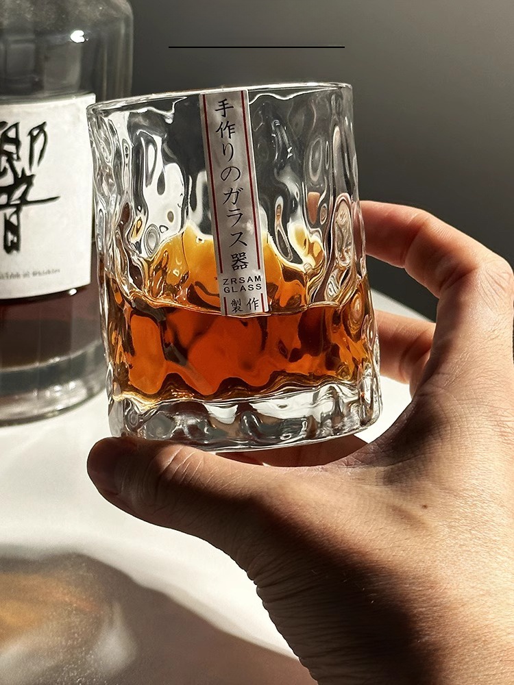 Handgemaakte Vietnamese glazen - Wine In Beer Glass recensie en prijs